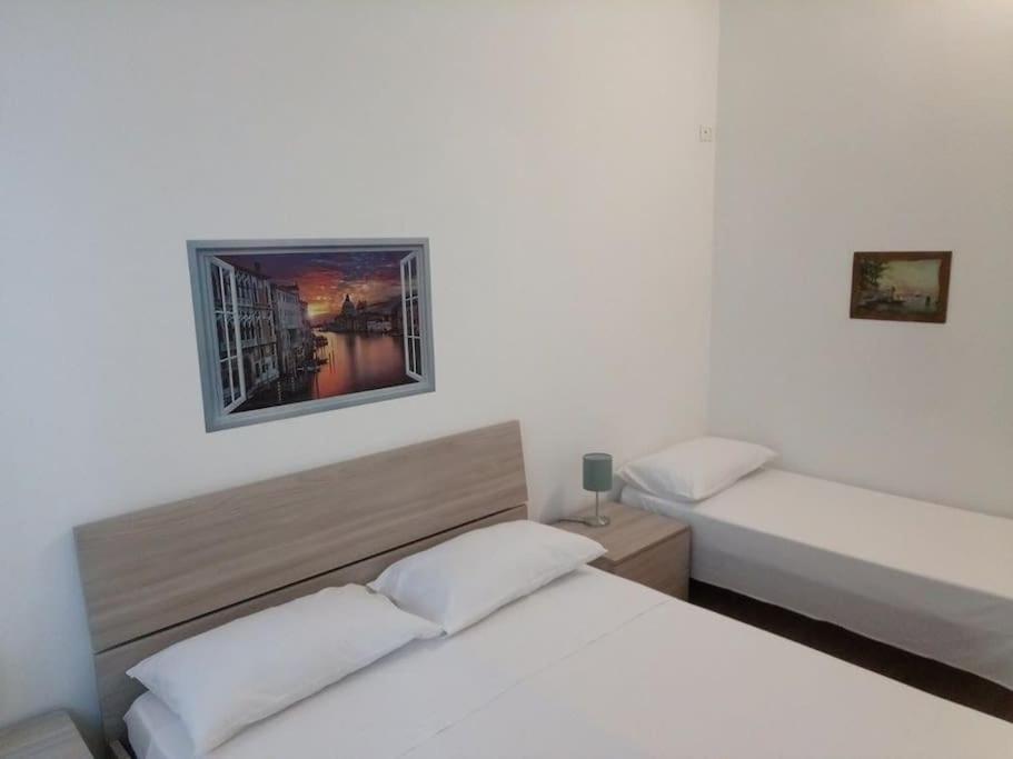 Sunrise30Mt Tram Ingresso Indipendente Parcheggio Apartment Mestre Bagian luar foto